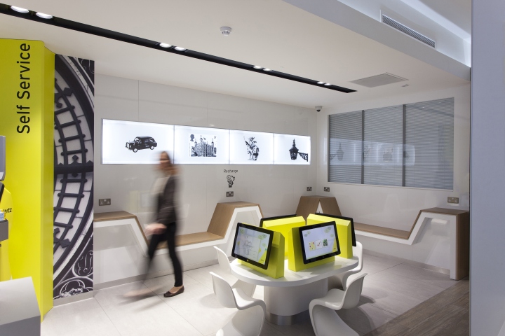 hertz-flagship-store-by-wanda-creative-london-uk-1