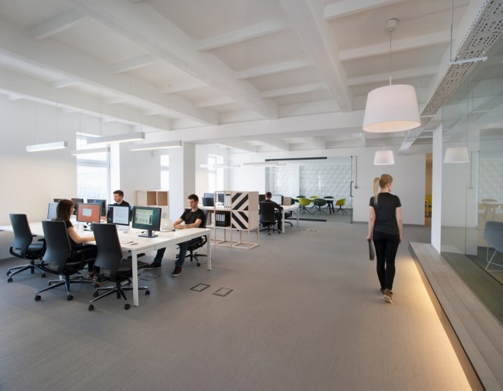 u2i-offices-by-morpho-studio-krakow-poland-05