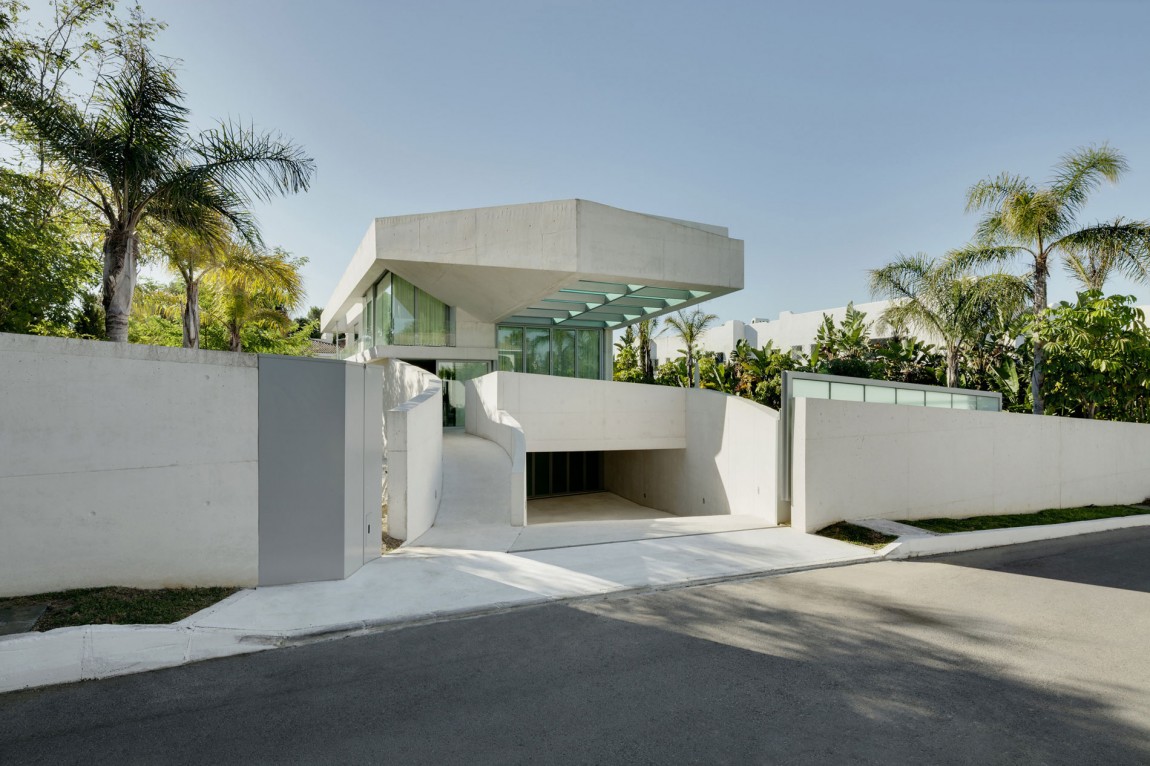 house-by-wiel-arets-architects-01