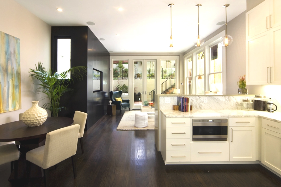 california-chic-at-liberty-hill-residence-11