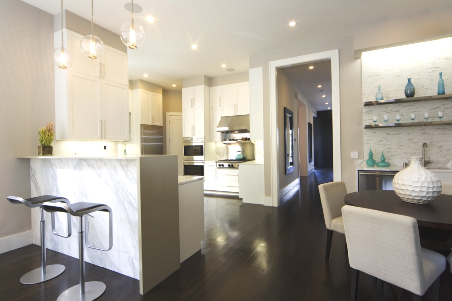 california-chic-at-liberty-hill-residence