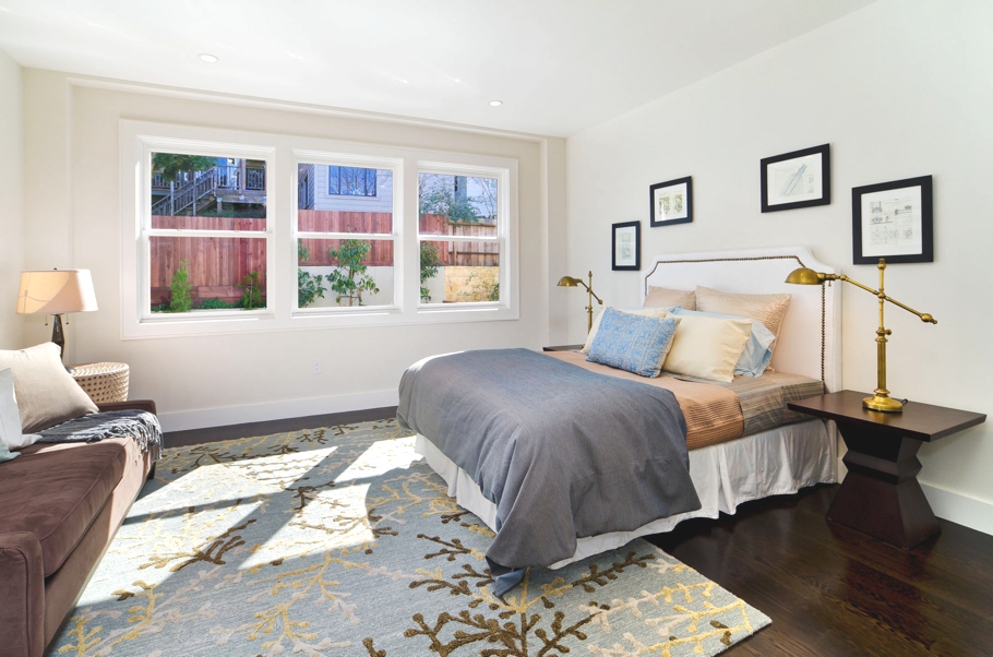 california-chic-at-liberty-hill-residence