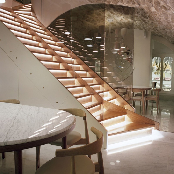 le-sergent-recruteur-restaurant-jaime-hayon-paris-13