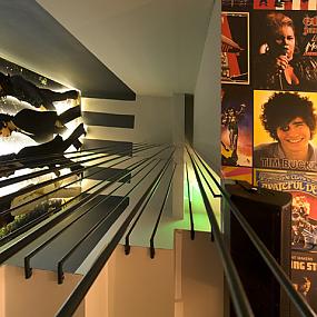 re-cafe-and-dining-bar-12