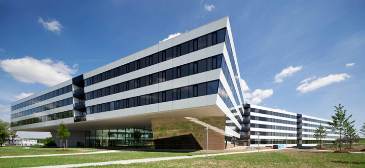 adidas-workout-office-kinzo-herzogenaurach-28