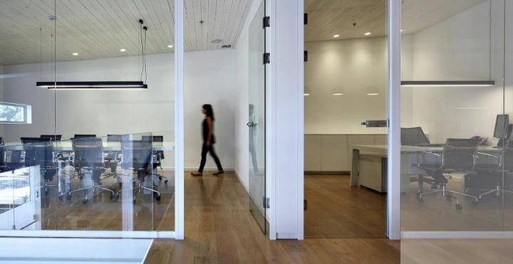 mizog-plus-office-by-maya-elazar-studio-rosh-hain-israel-03