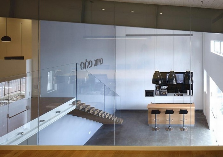mizog-plus-office-by-maya-elazar-studio-rosh-hain-israel-11