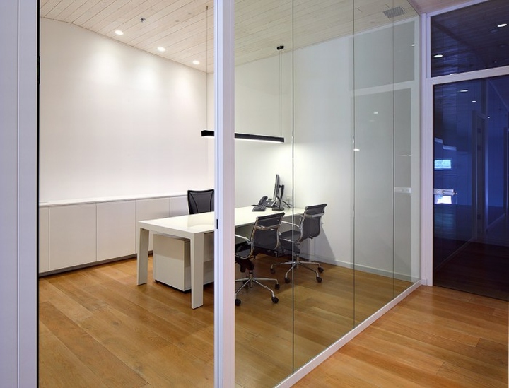 mizog-plus-office-by-maya-elazar-studio-rosh-hain-israel-19