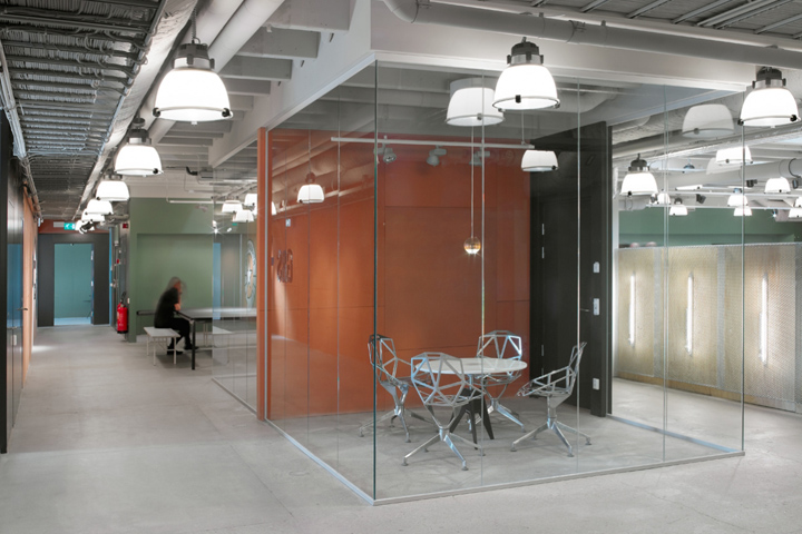 ryska-posten-office-by-vida-stockholm-sweden-01