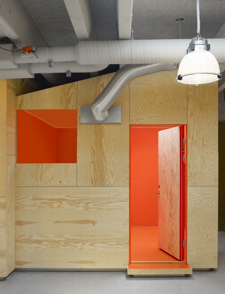ryska-posten-office-by-vida-stockholm-sweden-14