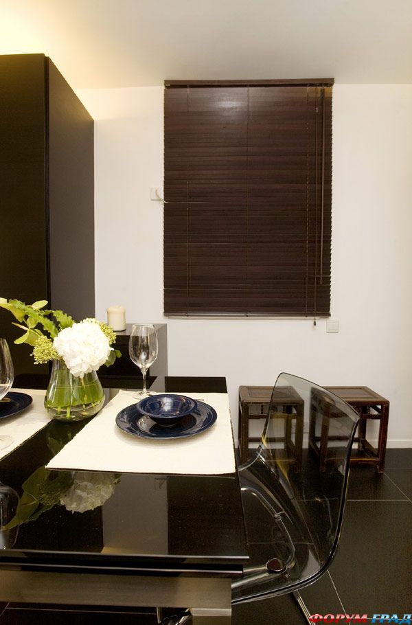 small-bachelor-pad-04