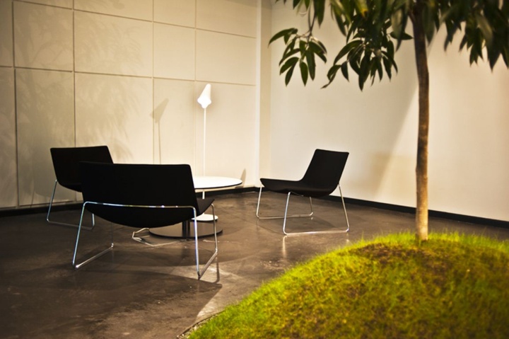 technology-company-office-by-tseh-11