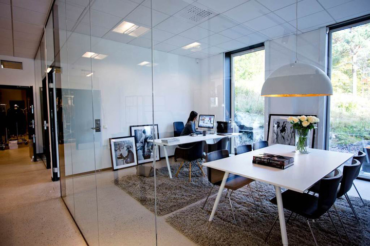 wakakuu-office-and-showroom-by-kicki-kardell-stockholm-03