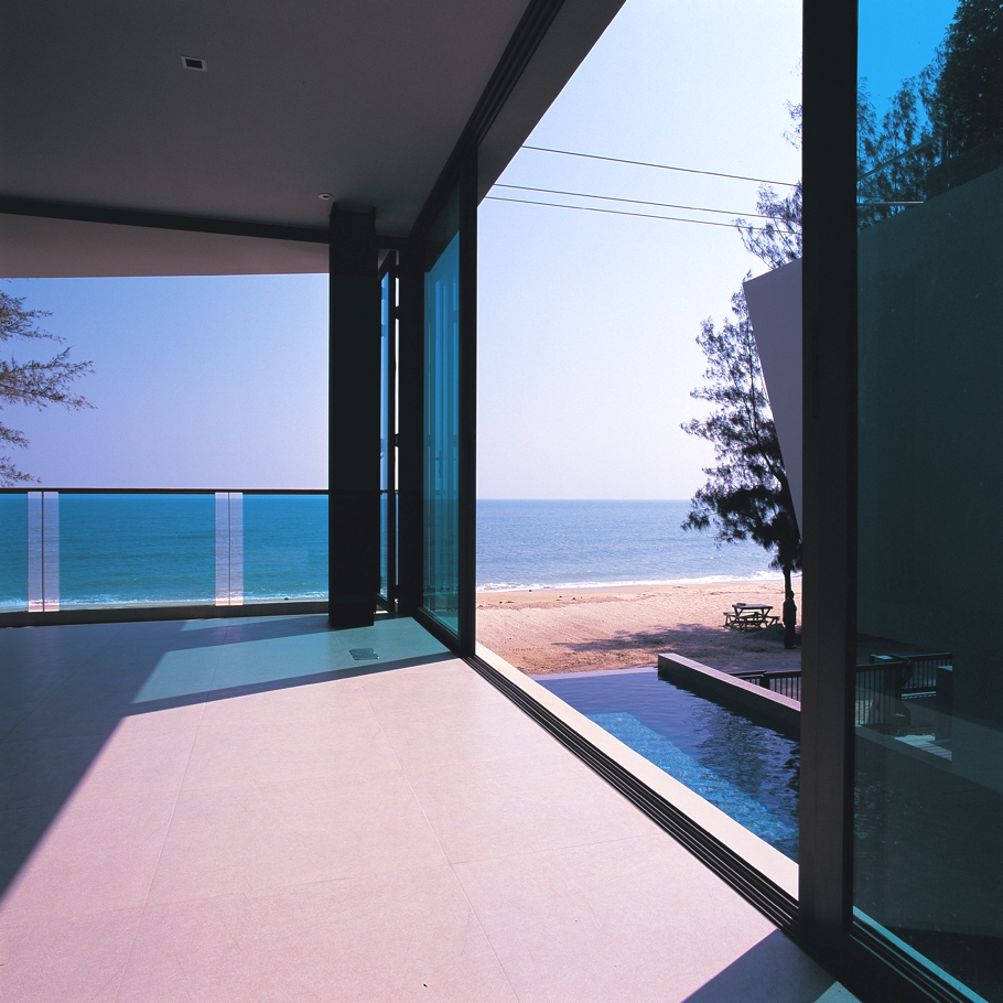 contemporary-apartments-thailand-03