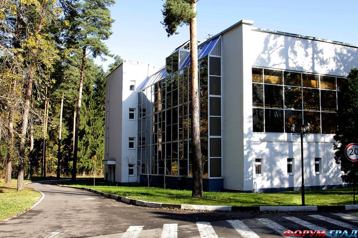 Оздоровительный комплекс «Сосны»