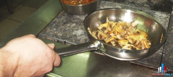 МК Фирменный стейк.