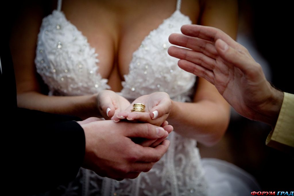 blessing-the-rings-01