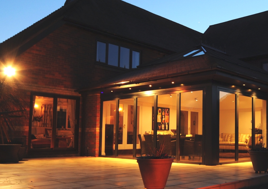 contemporary-glasshouse-england-01