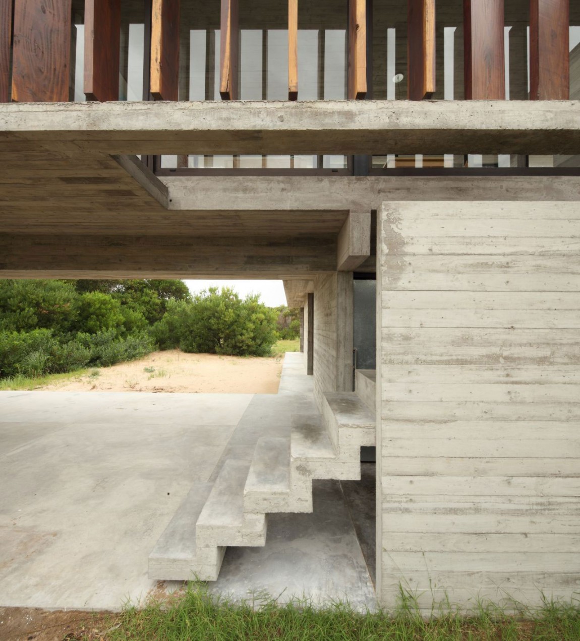 costa-esmeralda-house-by-bak-architects-06