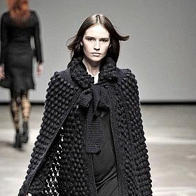 Вязаные модели с подиума