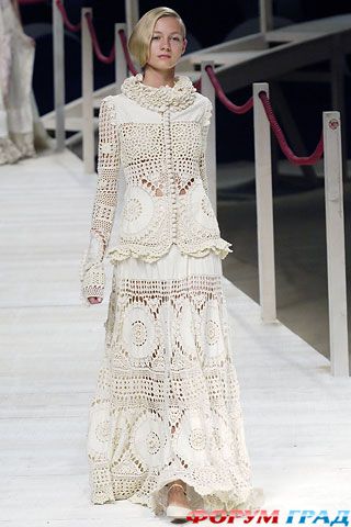 Вязаные модели с подиума