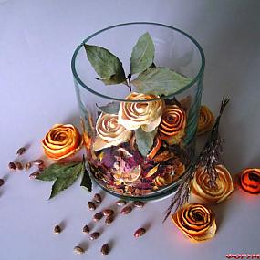 Розы в интерьере