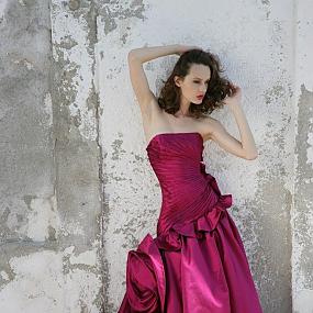 Розовое свадебное платье