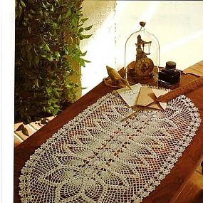 Вязаная дорожка из ананасов