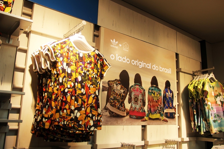 Adidas Originals Boutique. Original Design одежда. Витрина молодежной культуры. Коллекция адидас Бразилия ориджинал. Co collection