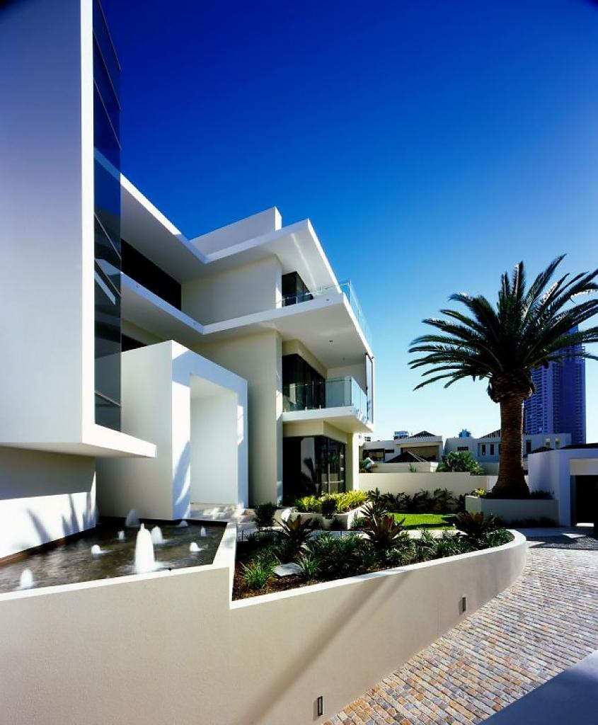 contemporary-surfers-paradise-property-by-jared-poole-02