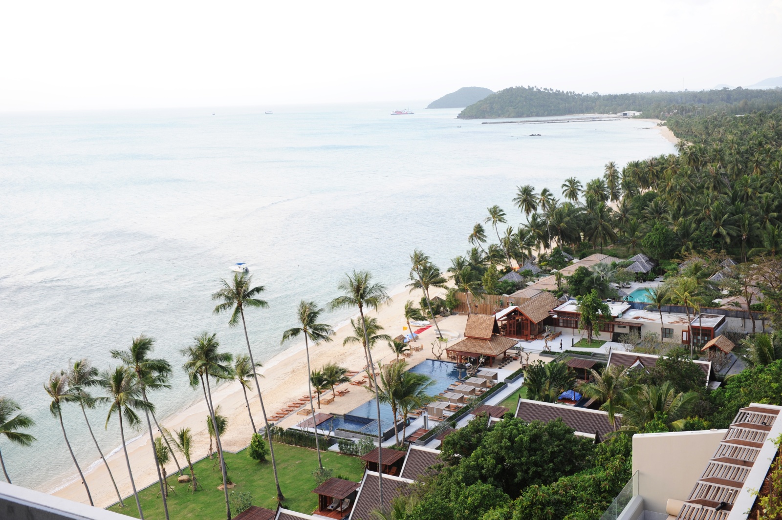 Роскошный отель Taling Ngam Beach в классическом тайском стиле на острове Самуи