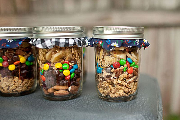 trail-mix-party-favors