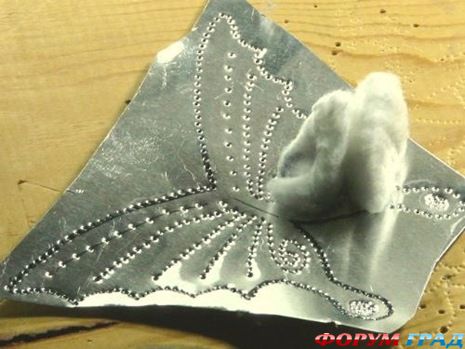 бабочка из фольги