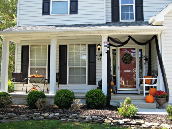 halloween-porch-entryway-ideas-18