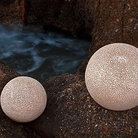 modern-and-organic-sponge-outdoor-lamp-03