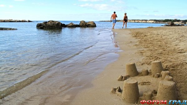 coral-bay-beach