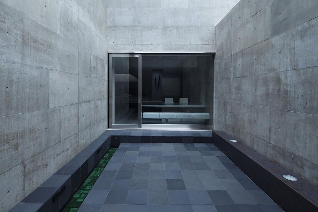 house-of-silence-09