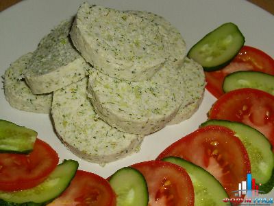 Куриная колбаска с брокколи