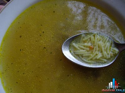 Куриный суп с вермишелью