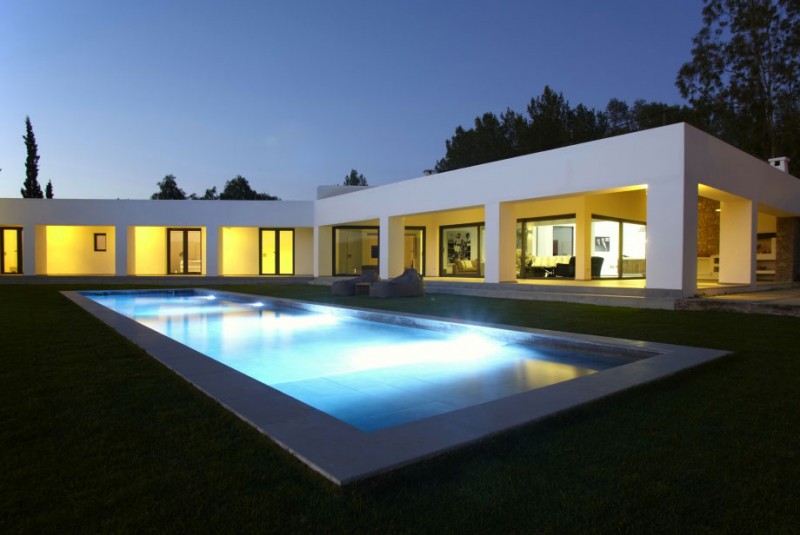 villa-by-the-sea-18