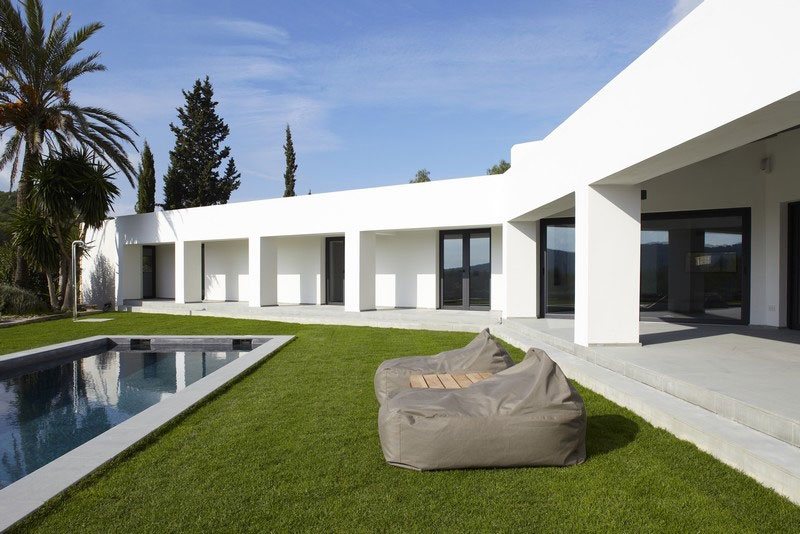 villa-by-the-sea-3
