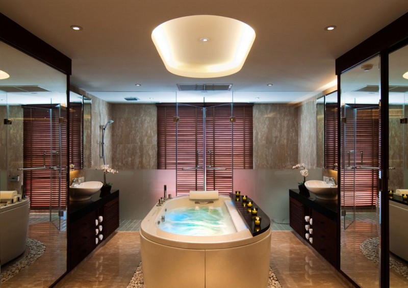 villa-with-private-yacht-berth-09