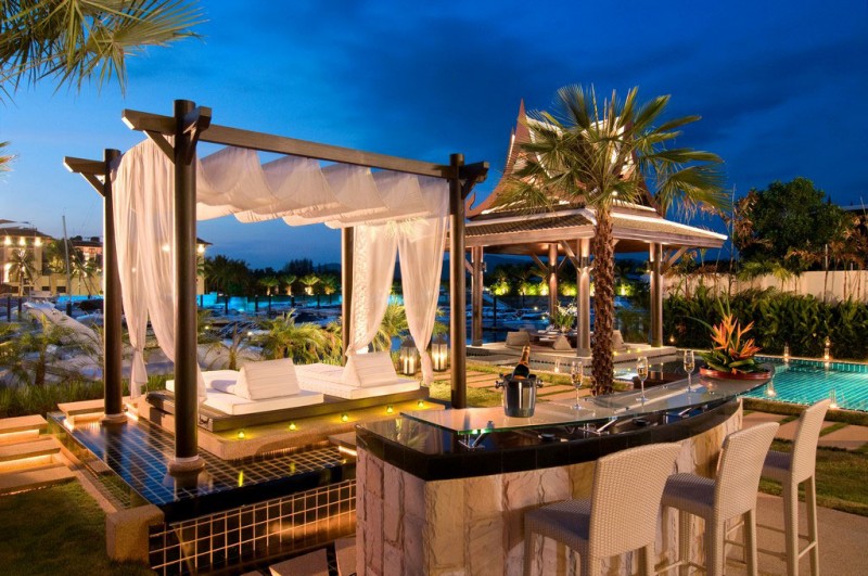 villa-with-private-yacht-berth-11