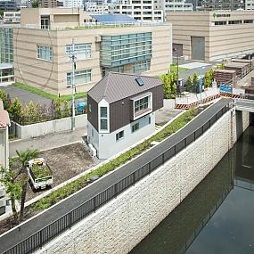 river-side-house-in-horinouchi-by-mizuishi-architect-atelier-07
