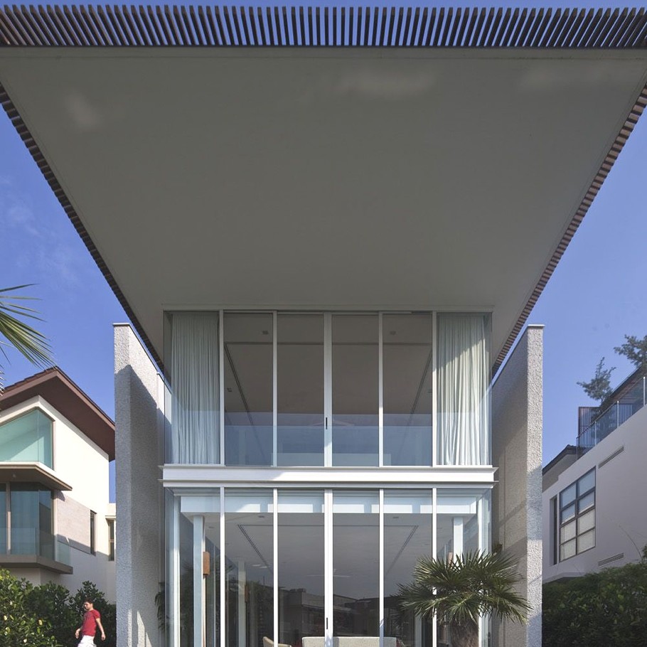 waterfront-living-at-sun-cap-house-singapore-15