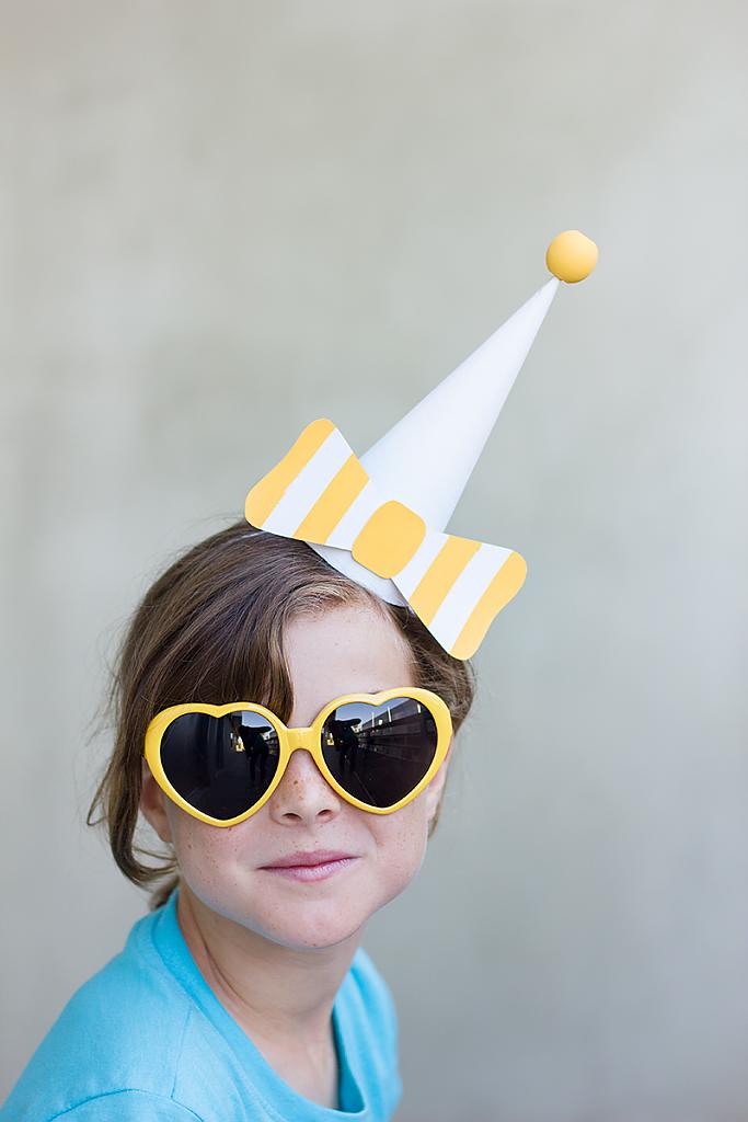 paper-bow-party-hats-10