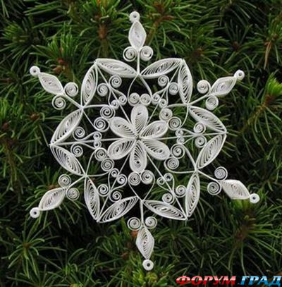 Снежинки квиллинг