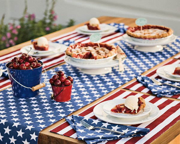 star-and-stripe-themed-linens