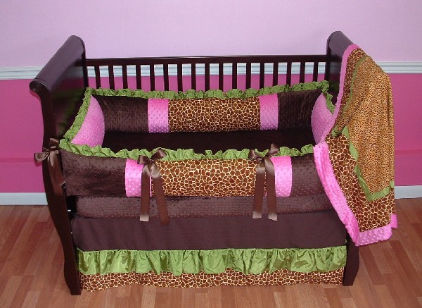 cute-baby-girl-bedding-ideas-22