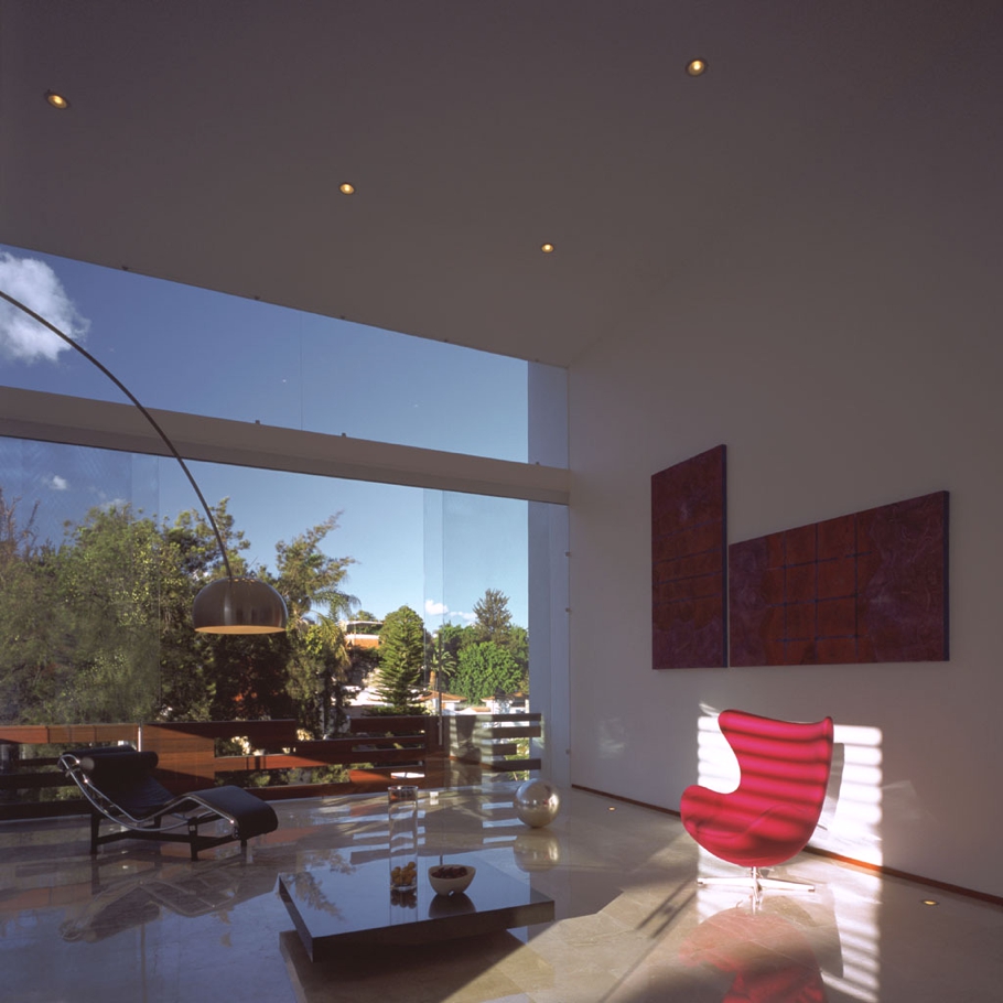 contemporary-living-at-cubo-house-mexico
